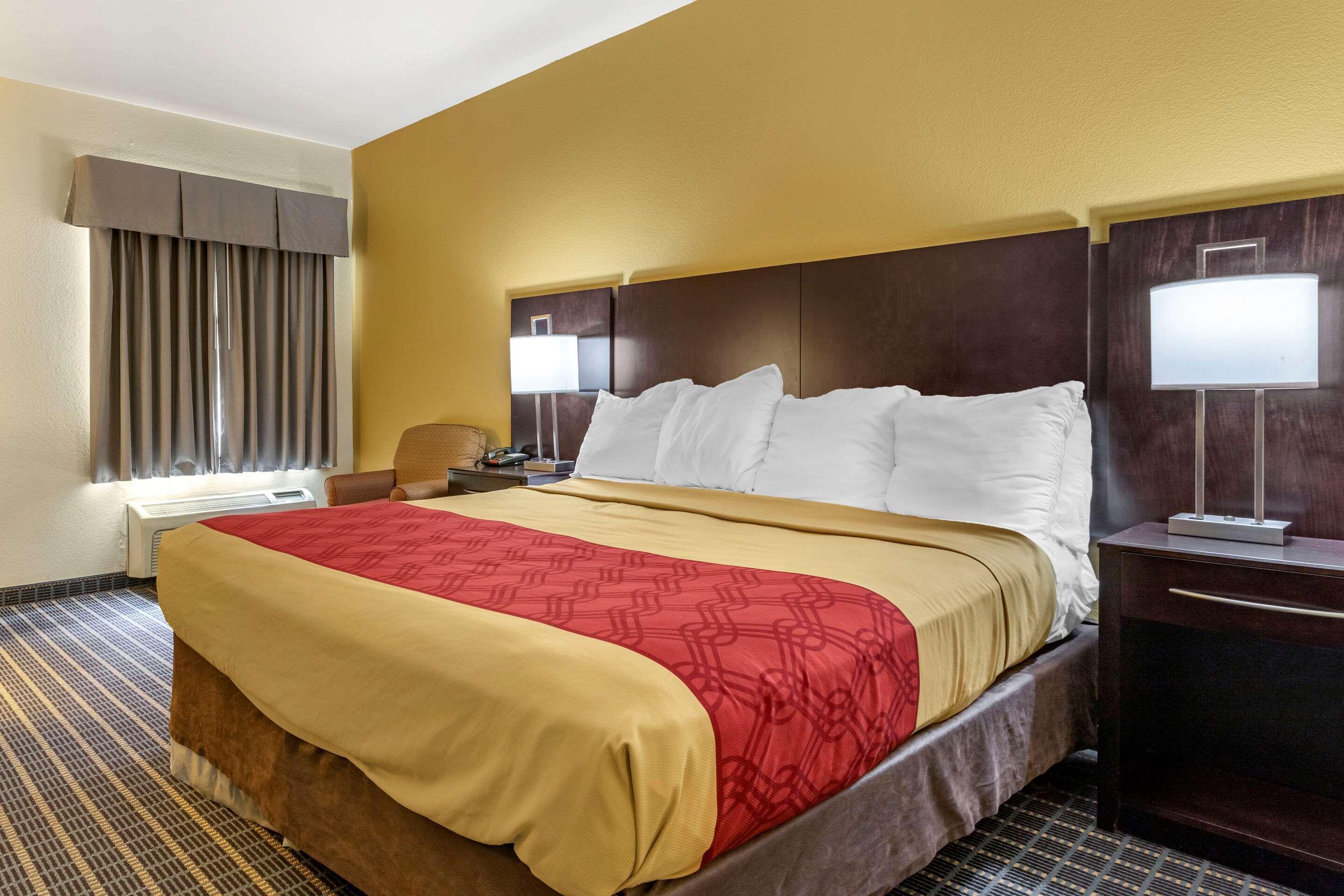 ברונסוויק Econo Lodge מראה חיצוני תמונה