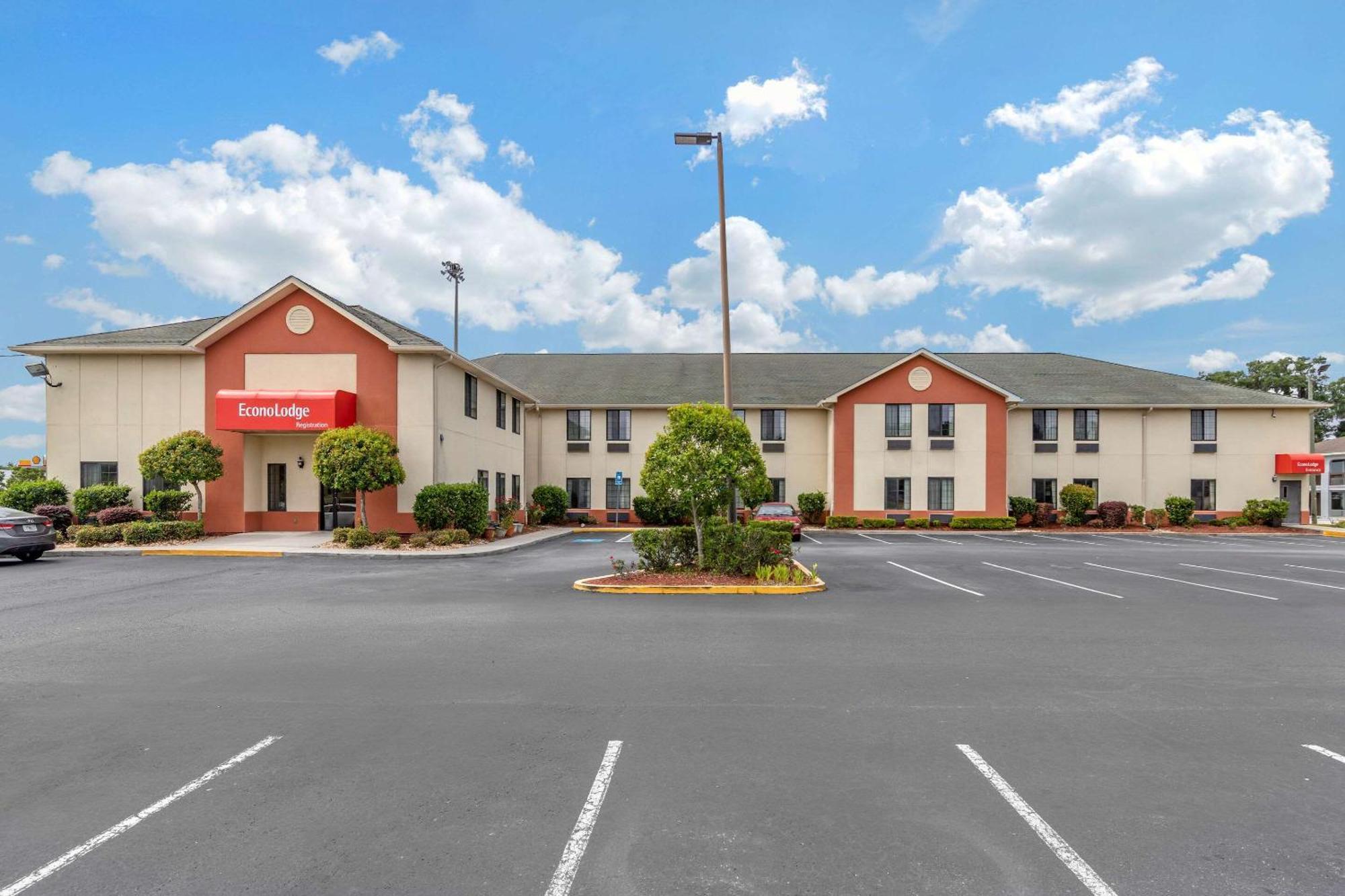 ברונסוויק Econo Lodge מראה חיצוני תמונה