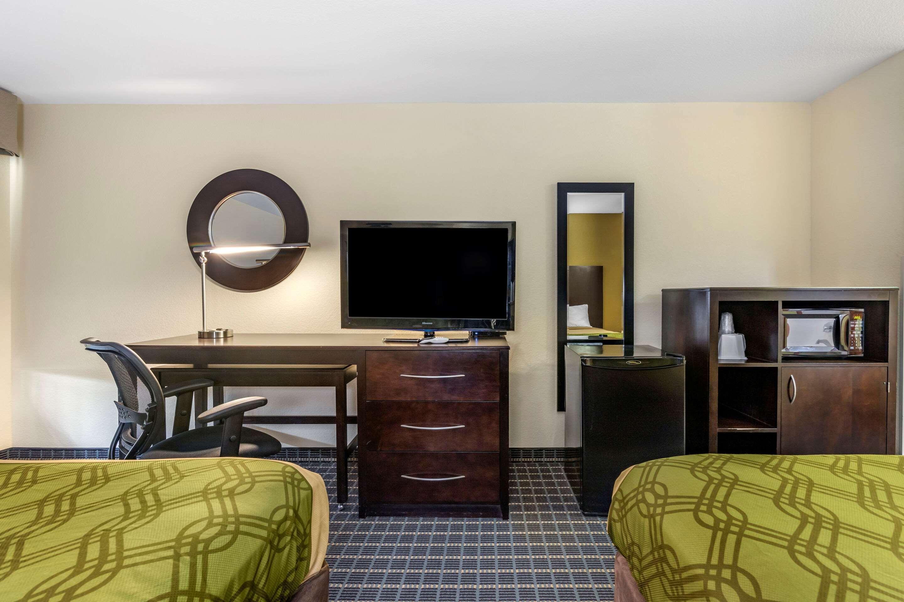 ברונסוויק Econo Lodge מראה חיצוני תמונה