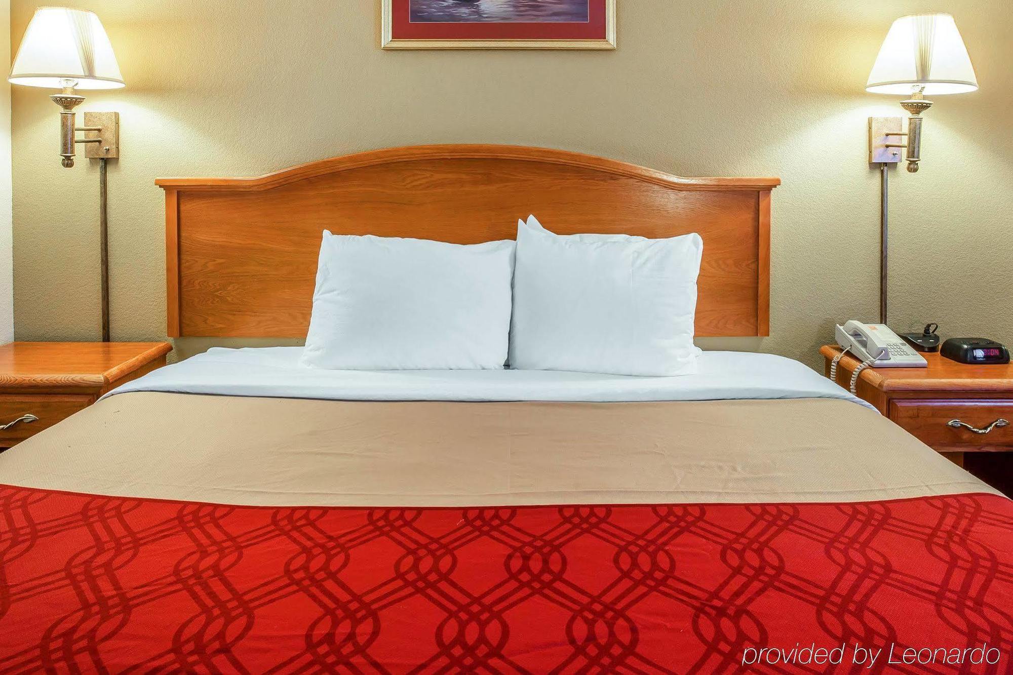 ברונסוויק Econo Lodge מראה חיצוני תמונה